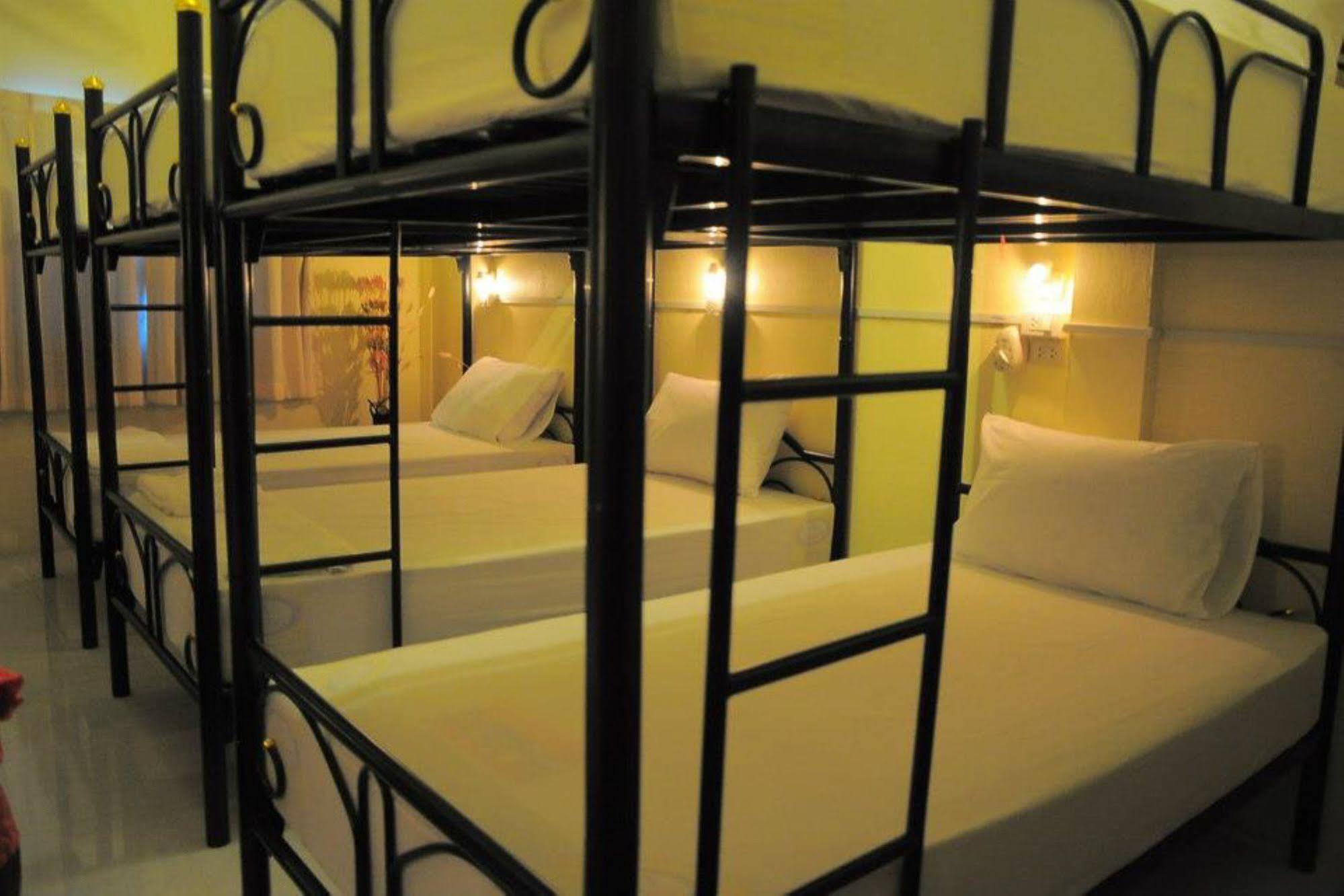 Seventeen Hostel 코팡안 외부 사진